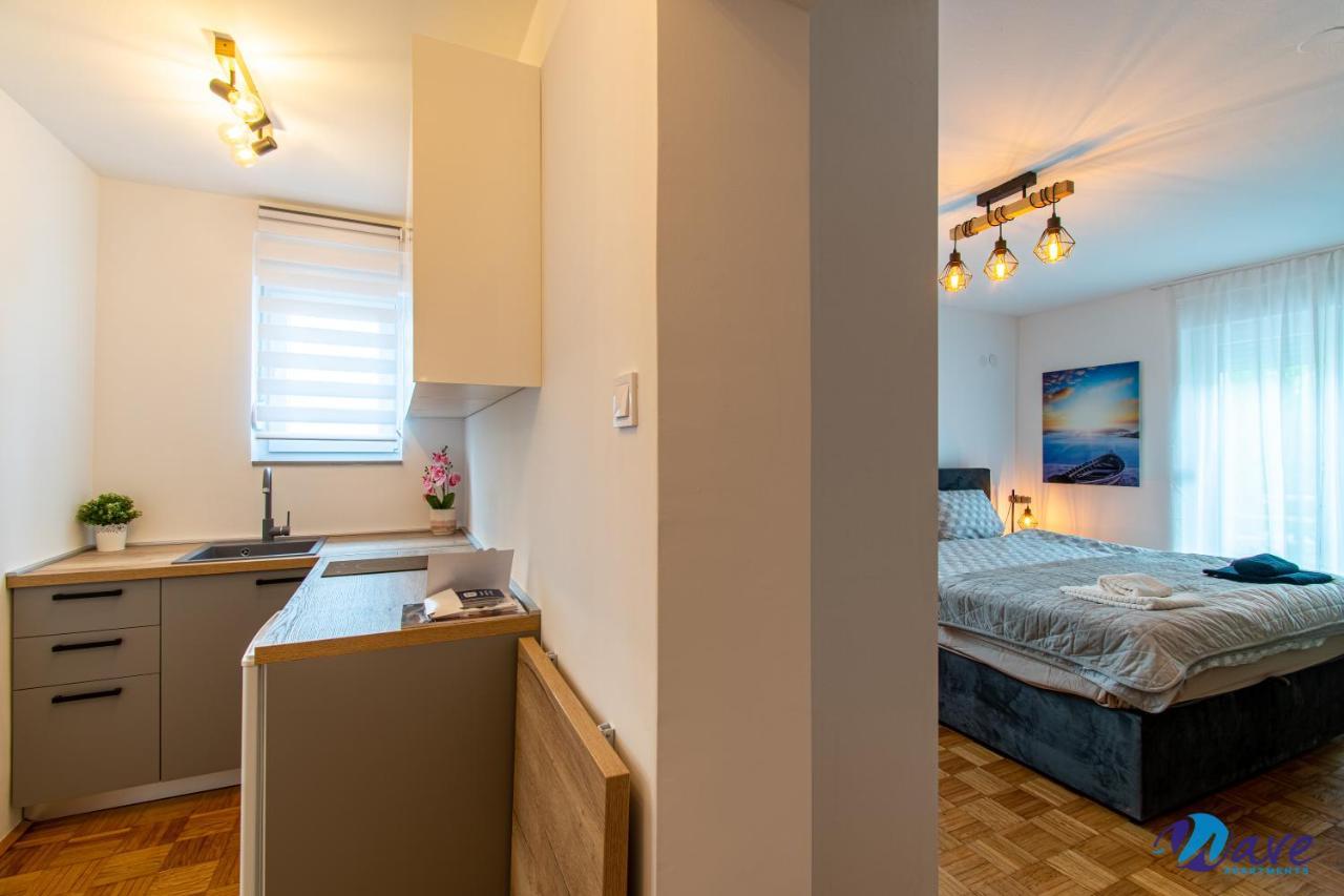 Two Bedroom Modern Apartment Near The Airport Velika Gorica Bagian luar foto